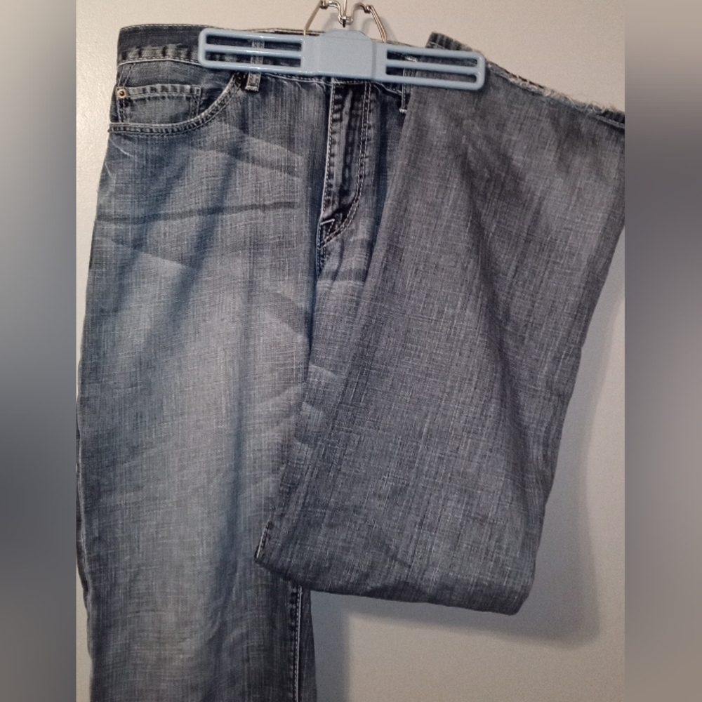 Bootcut Jean, Distressed